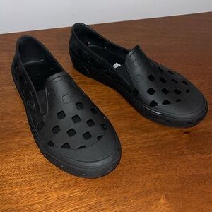 Vans MTE Slip Ons